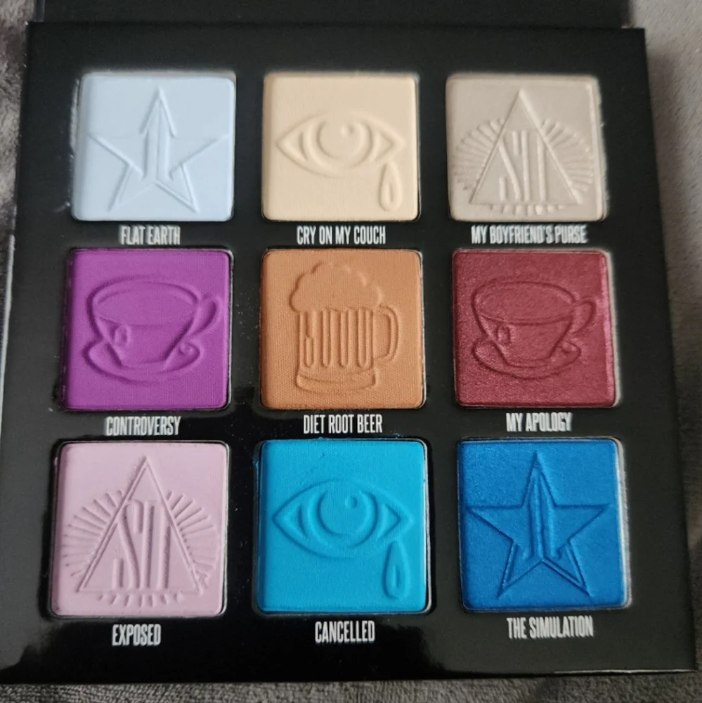 NWT Jeffree Star eyeshadow‎ palette